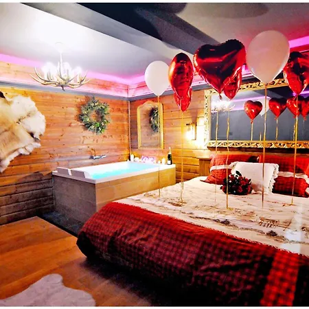 Apartment Le Romantique, Xxl, Ecran Cinema, Lit King Size, Cascade D'eau Bourgoin-Jallieu